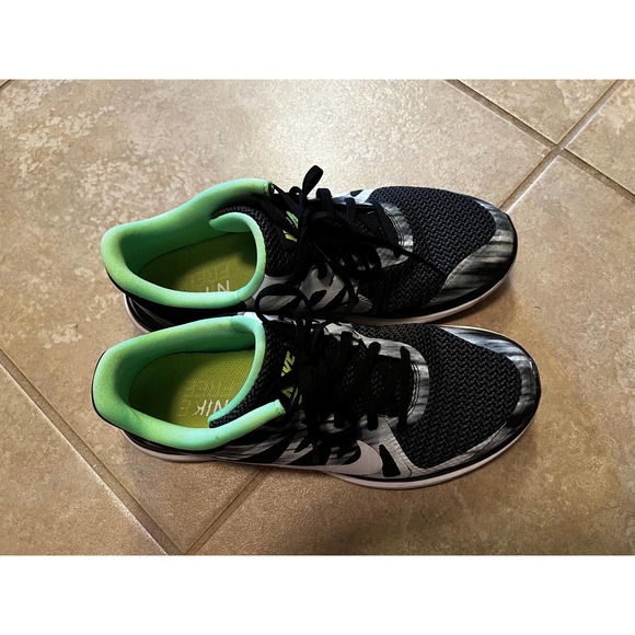 Nike Mens Free Run 4.0 Black running shoe - Picture 5 of 7